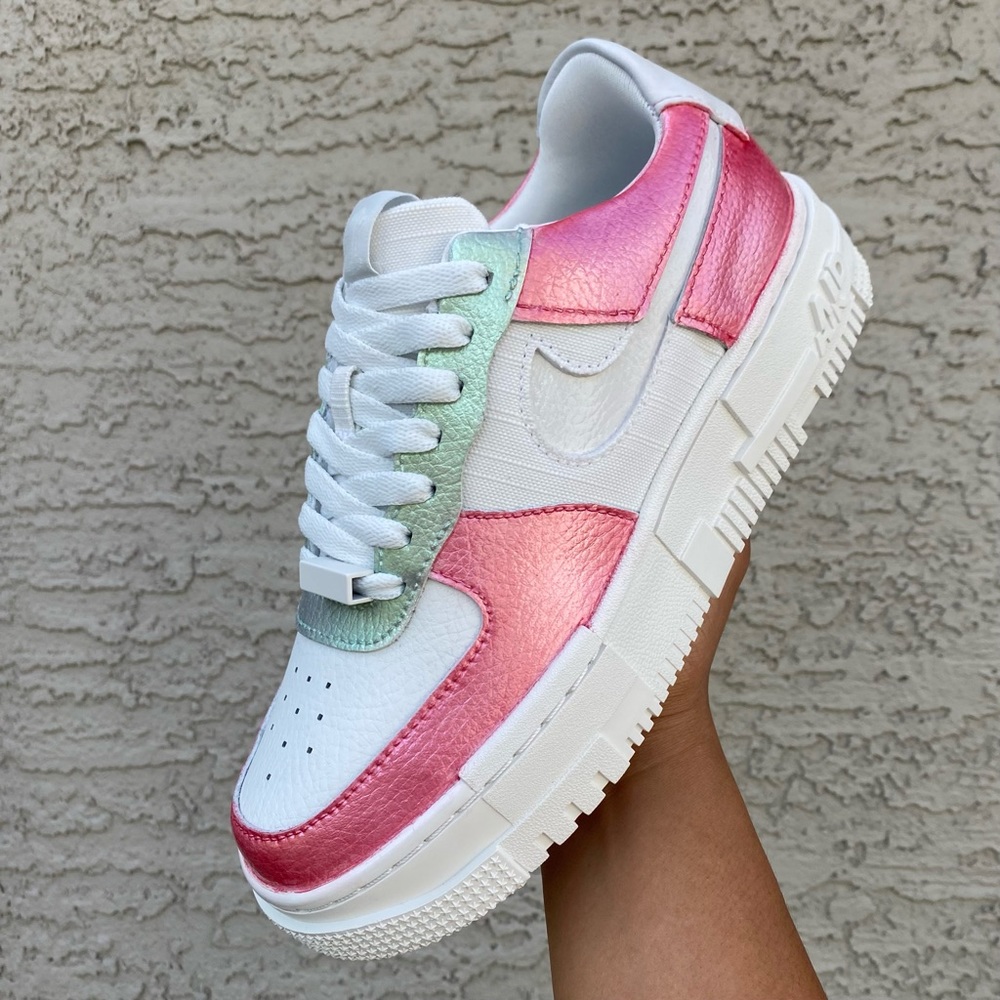 💖NEW💖 CUSTOM NIKE AIR FORCE 1 LOW PIXEL - Picture 3 of 14